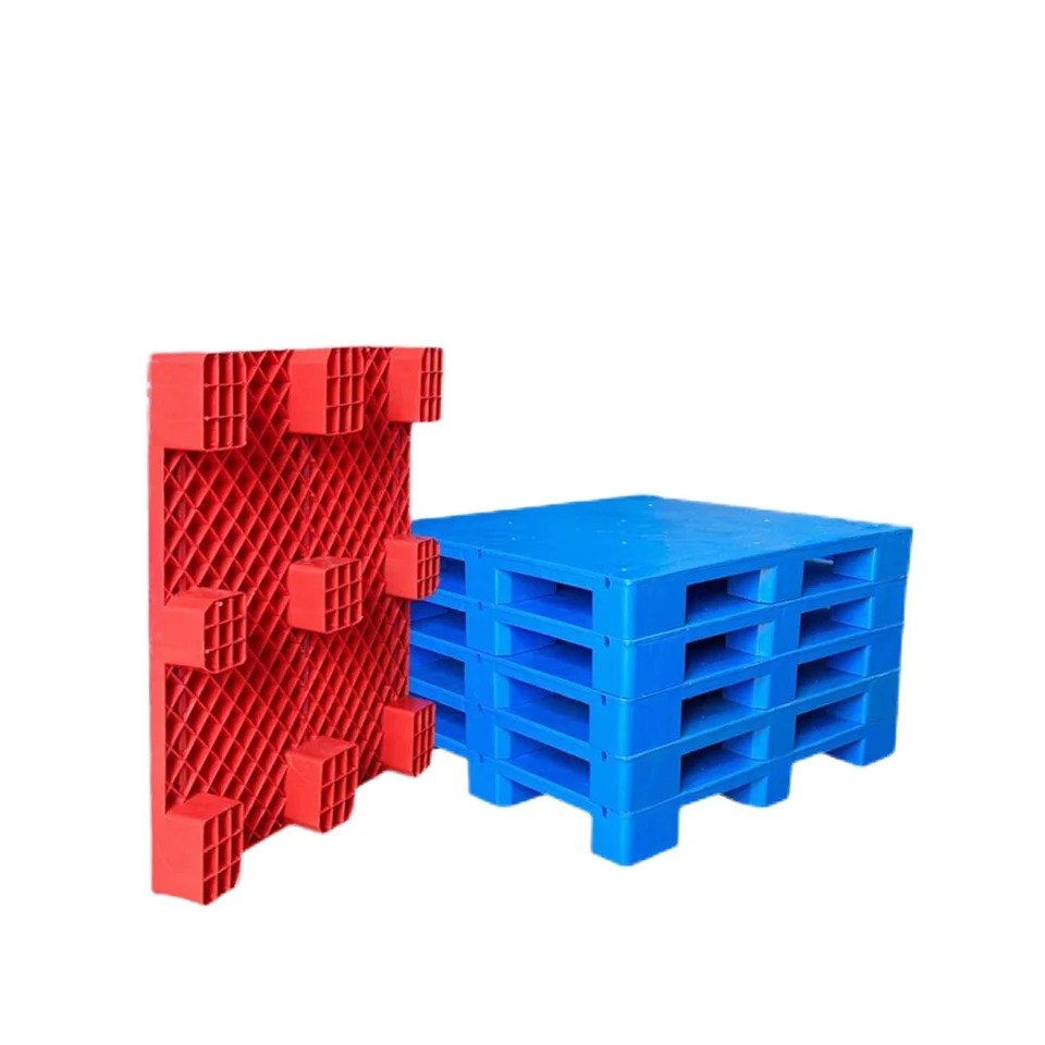 PLASTIC PALLETS